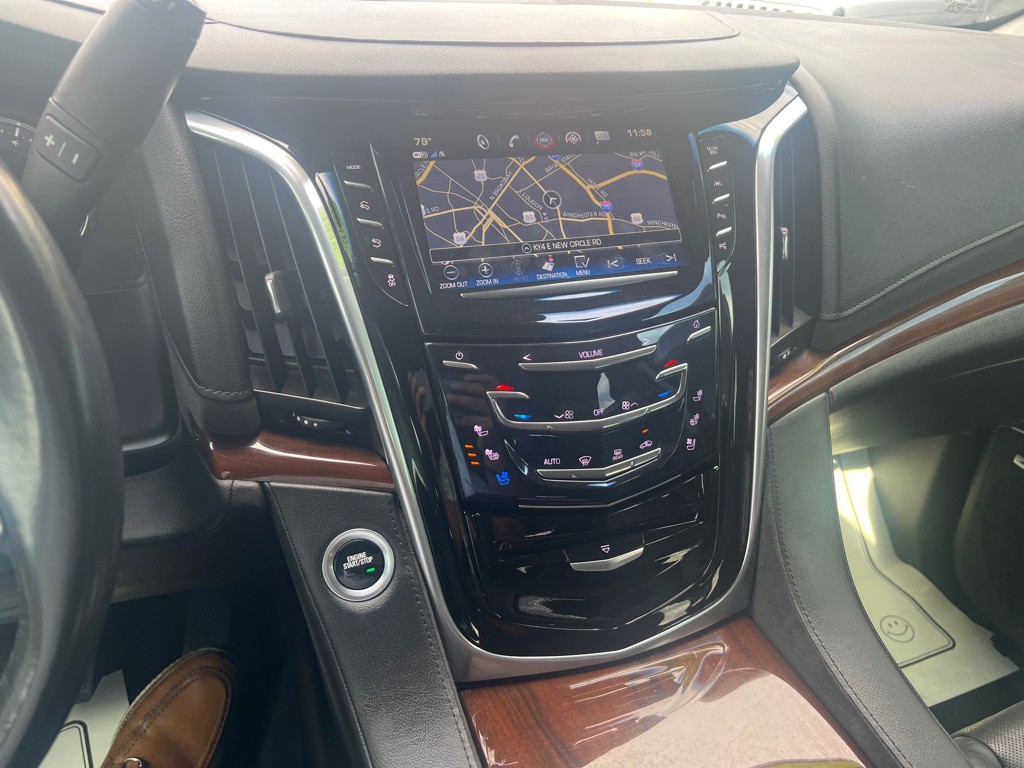 2020 Cadillac Escalade Image 30