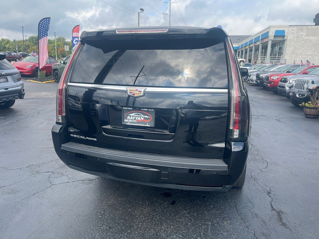 2020 Cadillac Escalade Image 7