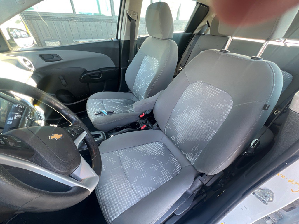 2020 Chevrolet Sonic Image 11