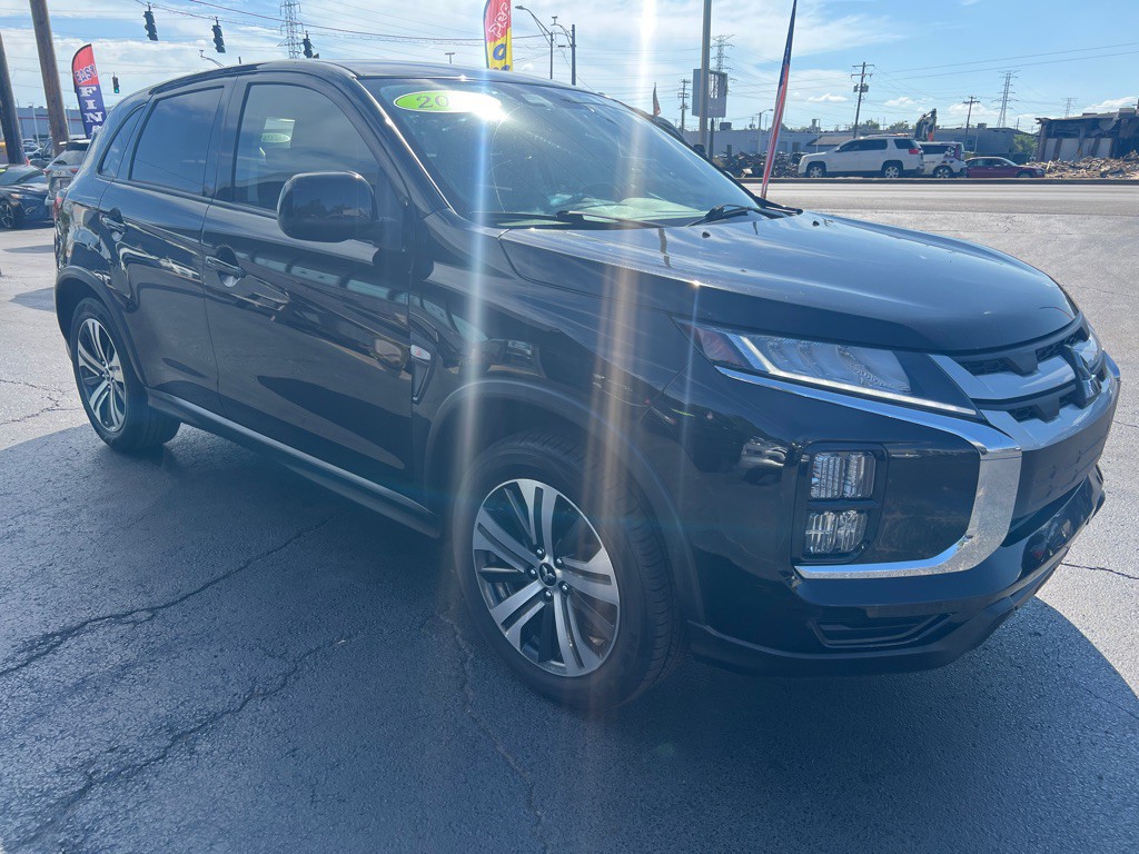 2021 Mitsubishi Outlander Image 4