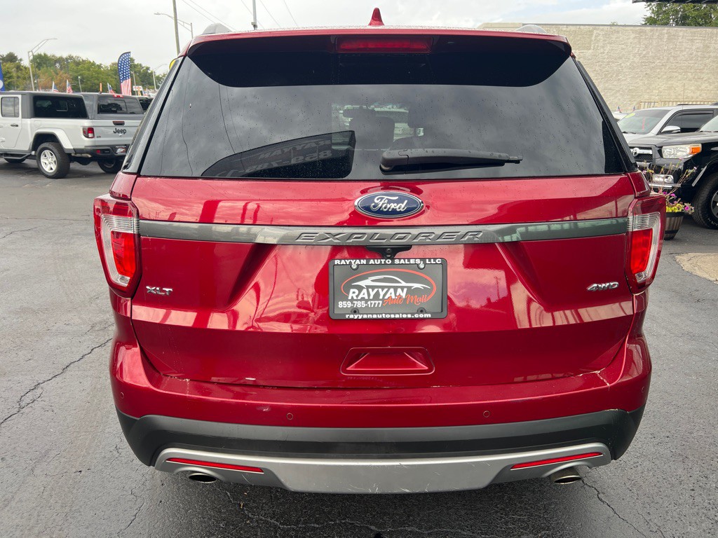 2017 Ford Explorer Image 6