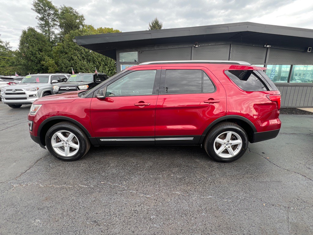 2017 Ford Explorer Image 10
