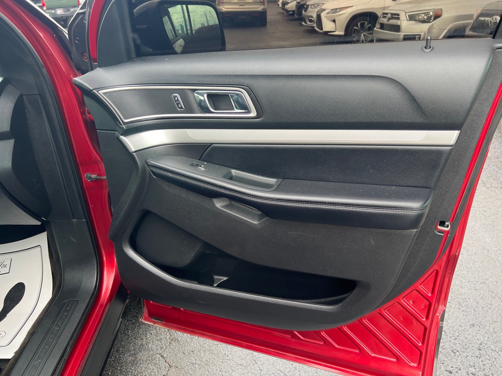 2017 Ford Explorer Image 20
