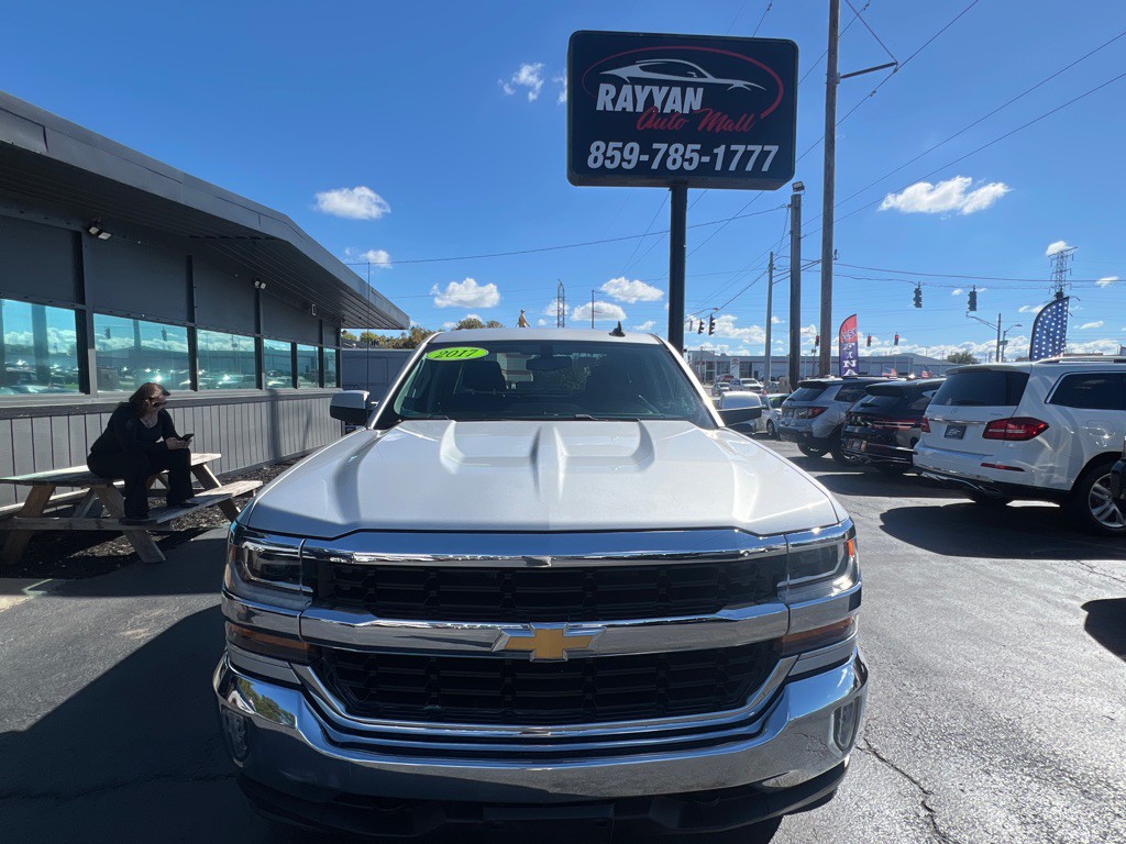 2017 Chevrolet Silverado 1500 Image 3