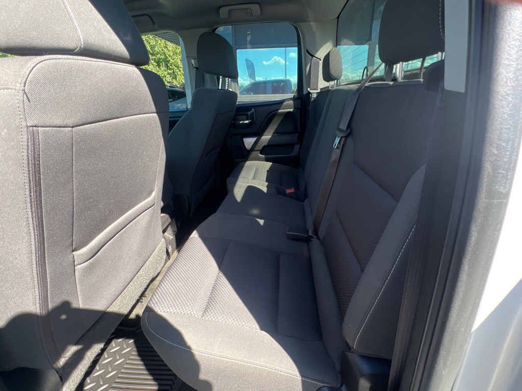 2017 Chevrolet Silverado 1500 Image 12
