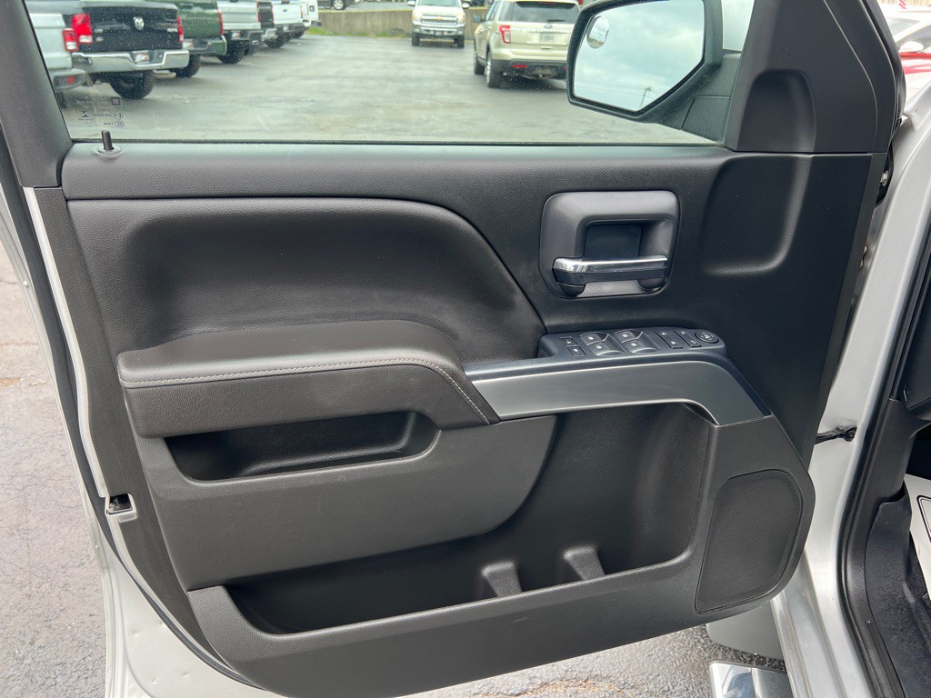 2017 Chevrolet Silverado 1500 Image 12