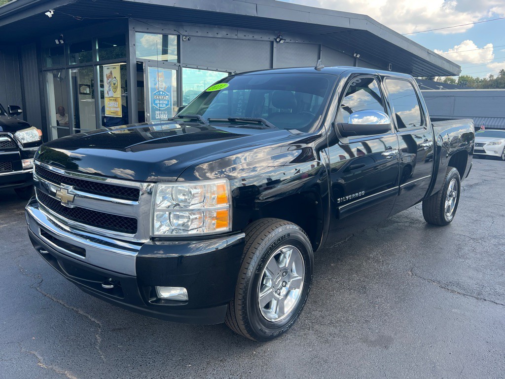2011 Chevrolet Silverado 1500 Image 1