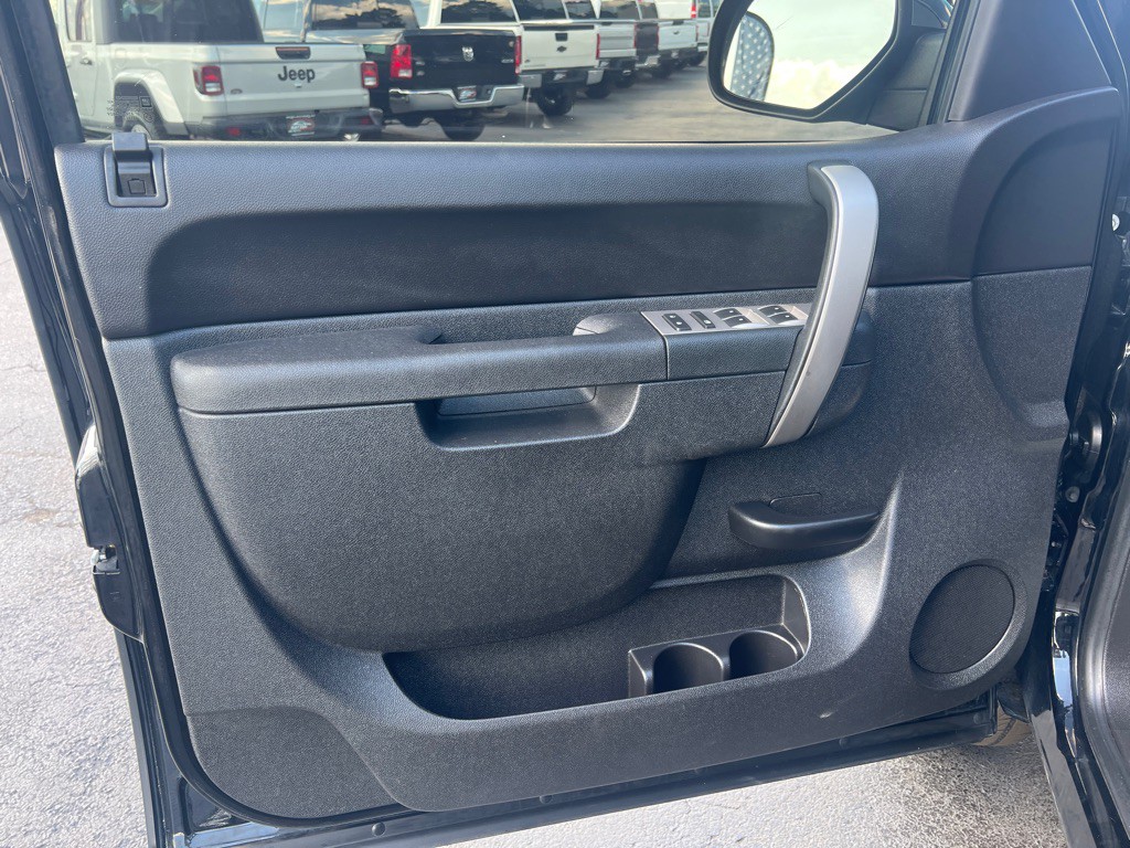 2011 Chevrolet Silverado 1500 Image 8