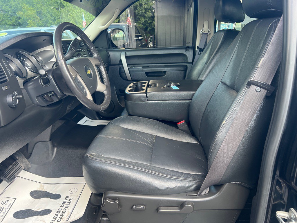 2011 Chevrolet Silverado 1500 Image 9