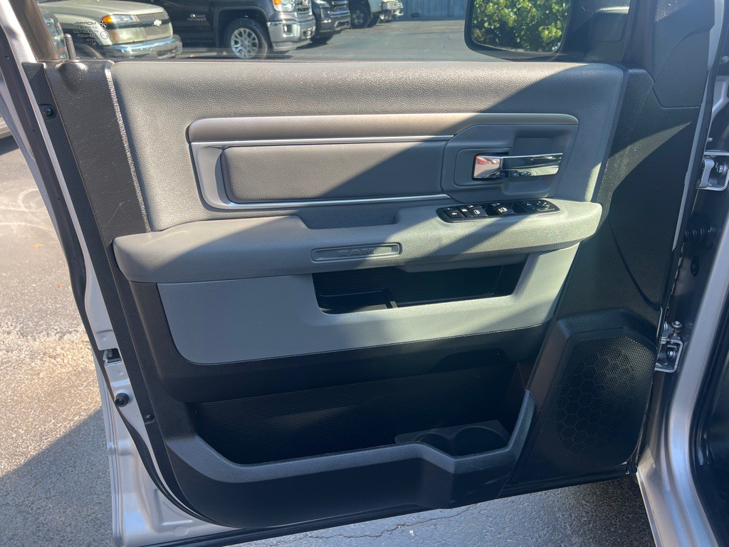 2013 RAM 1500 Image 7
