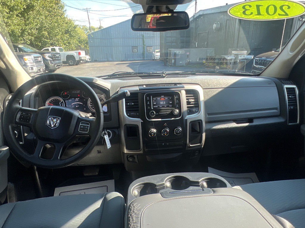2013 RAM 1500 Image 10