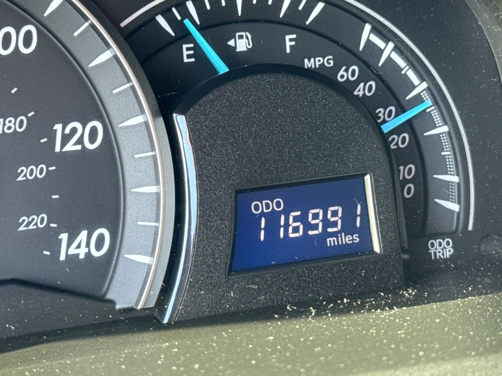 2013 Toyota Camry Image 17