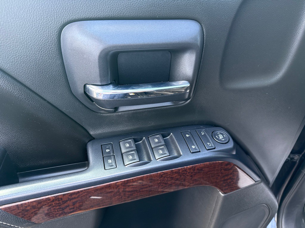 2015 GMC Sierra Image 11