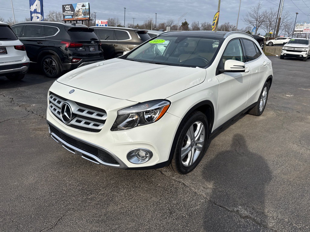 2018 Mercedes-Benz GLA-Class Image 1
