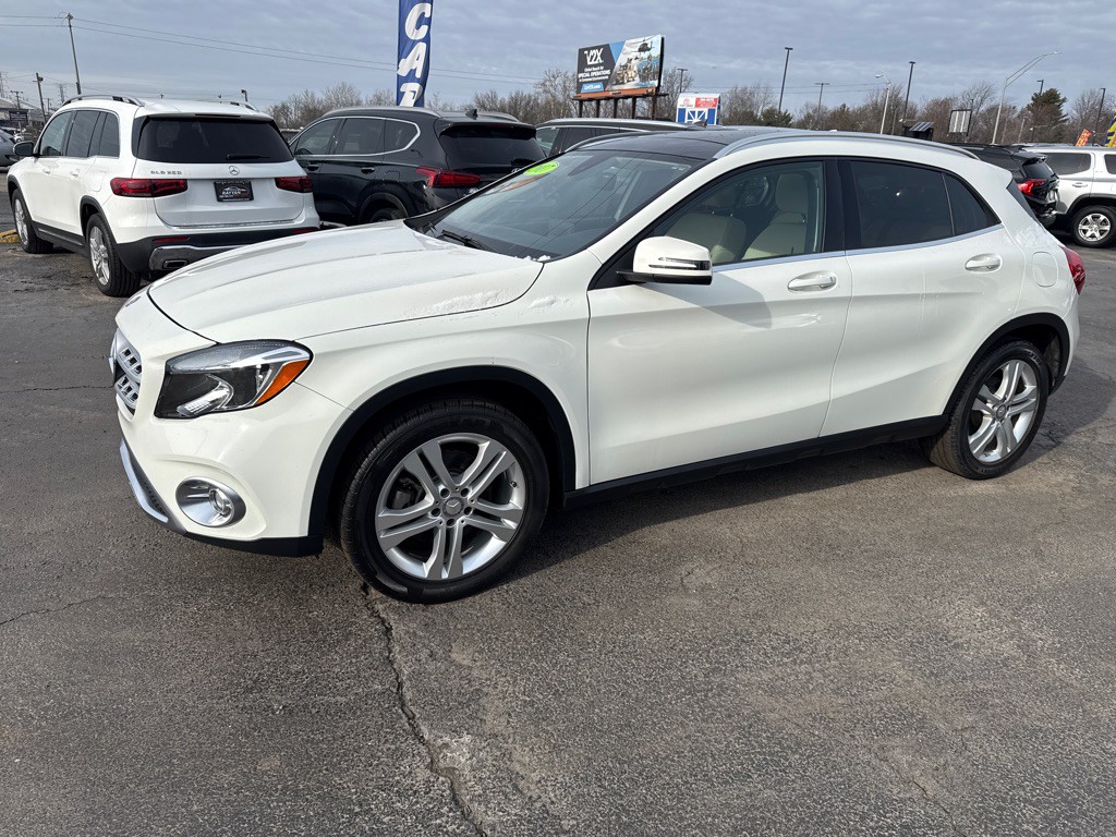 2018 Mercedes-Benz GLA-Class Image 2