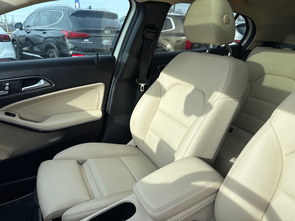 2018 Mercedes-Benz GLA-Class Image 17