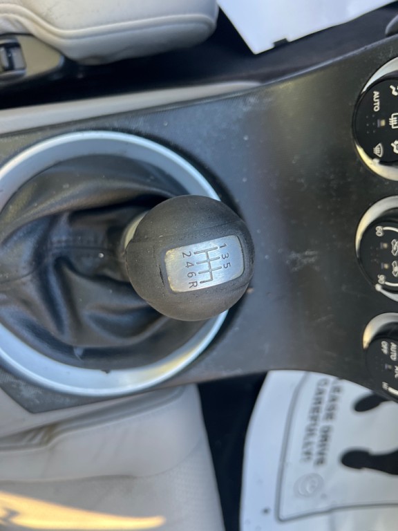 2005 Nissan 350Z Image 11