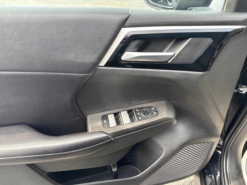 2024 Mitsubishi Outlander Image 13