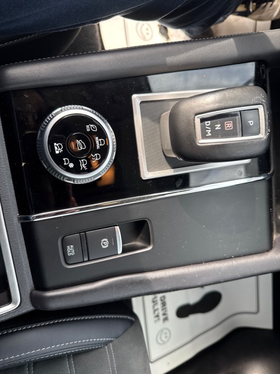 2024 Mitsubishi Outlander Image 21