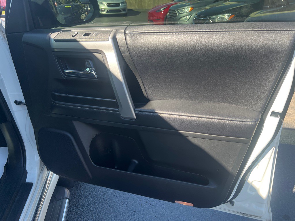 2019 Toyota 4Runner Image 15