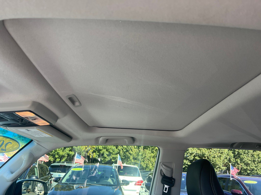 2019 Toyota 4Runner Image 18