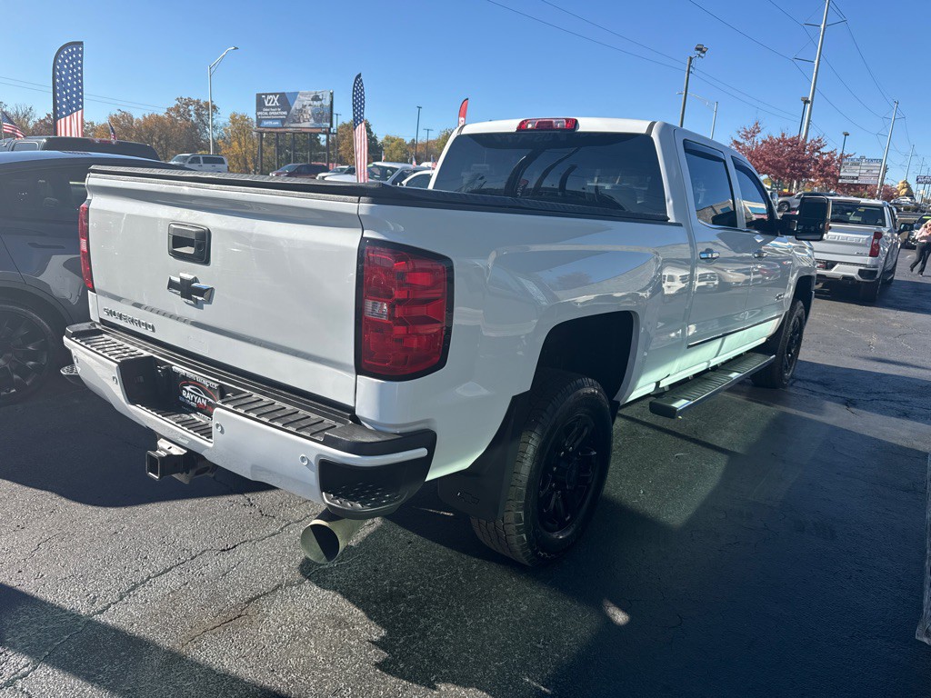 2019 Chevrolet Silverado 1500 Image 5