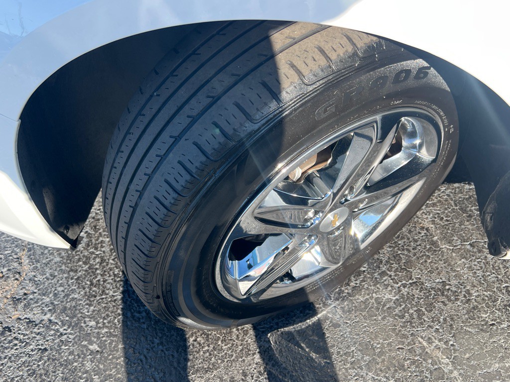 2023 Chevrolet Malibu Image 18