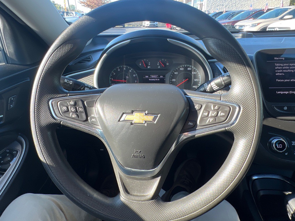 2023 Chevrolet Malibu Image 21