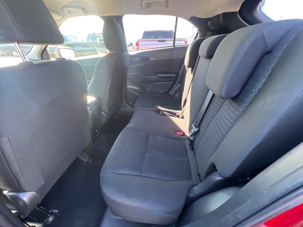 2019 Mitsubishi Eclipse Image 10