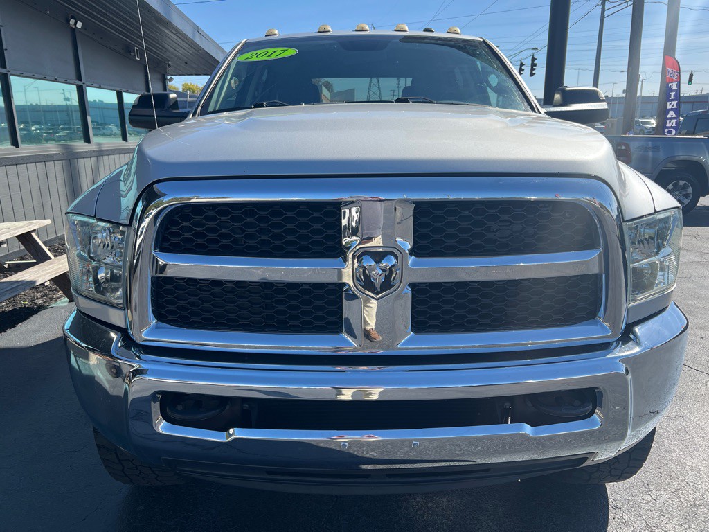 2017 RAM 2500 Image 2