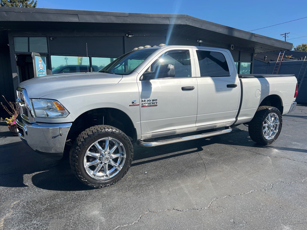 2017 RAM 2500 Image 8