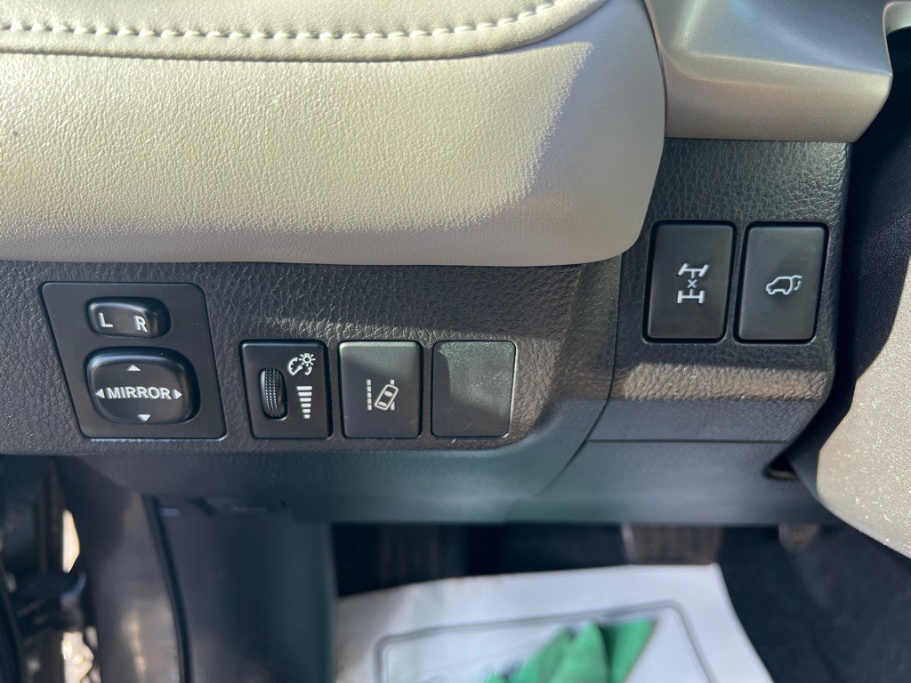 2016 Toyota Rav4 Image 22