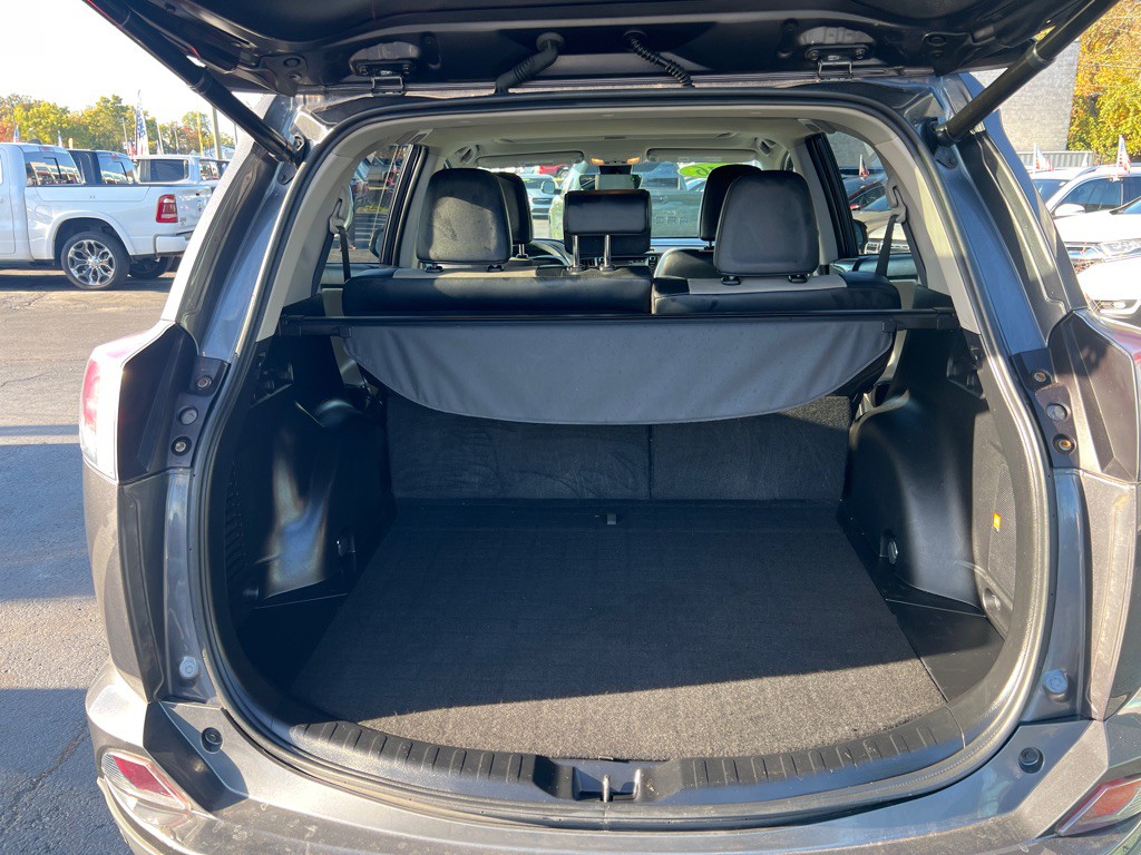 2016 Toyota Rav4 Image 7