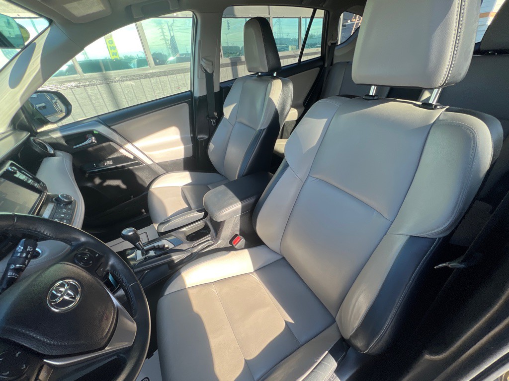 2016 Toyota Rav4 Image 13