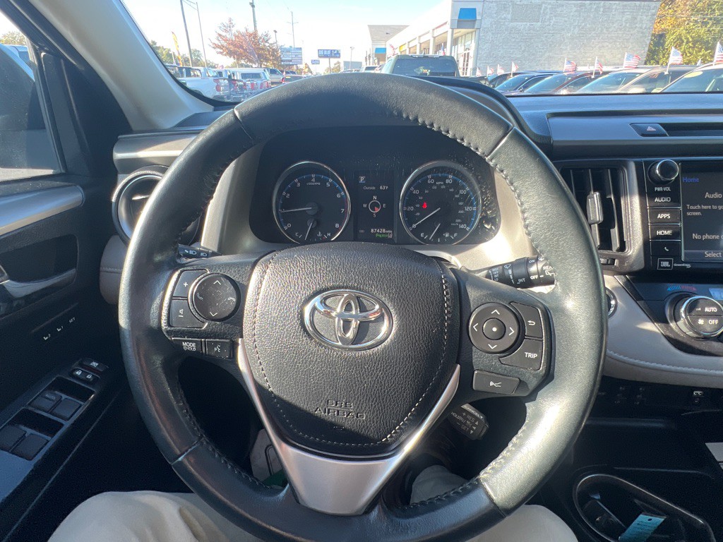 2016 Toyota Rav4 Image 24