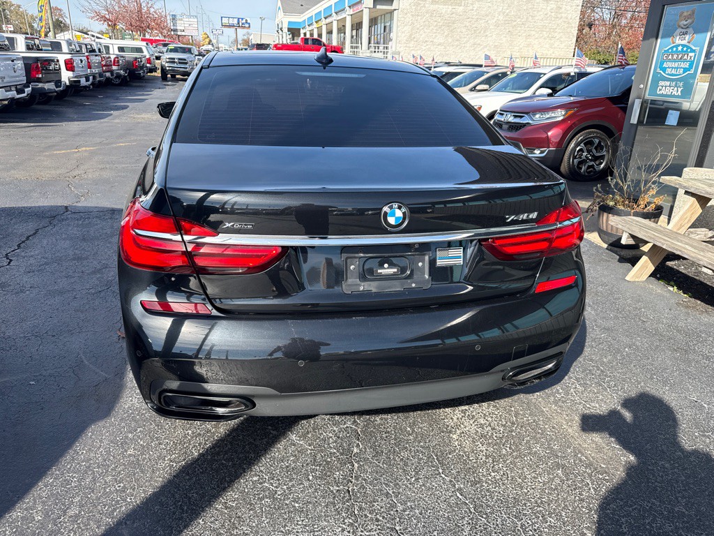 2018 BMW 7 Series Image 5