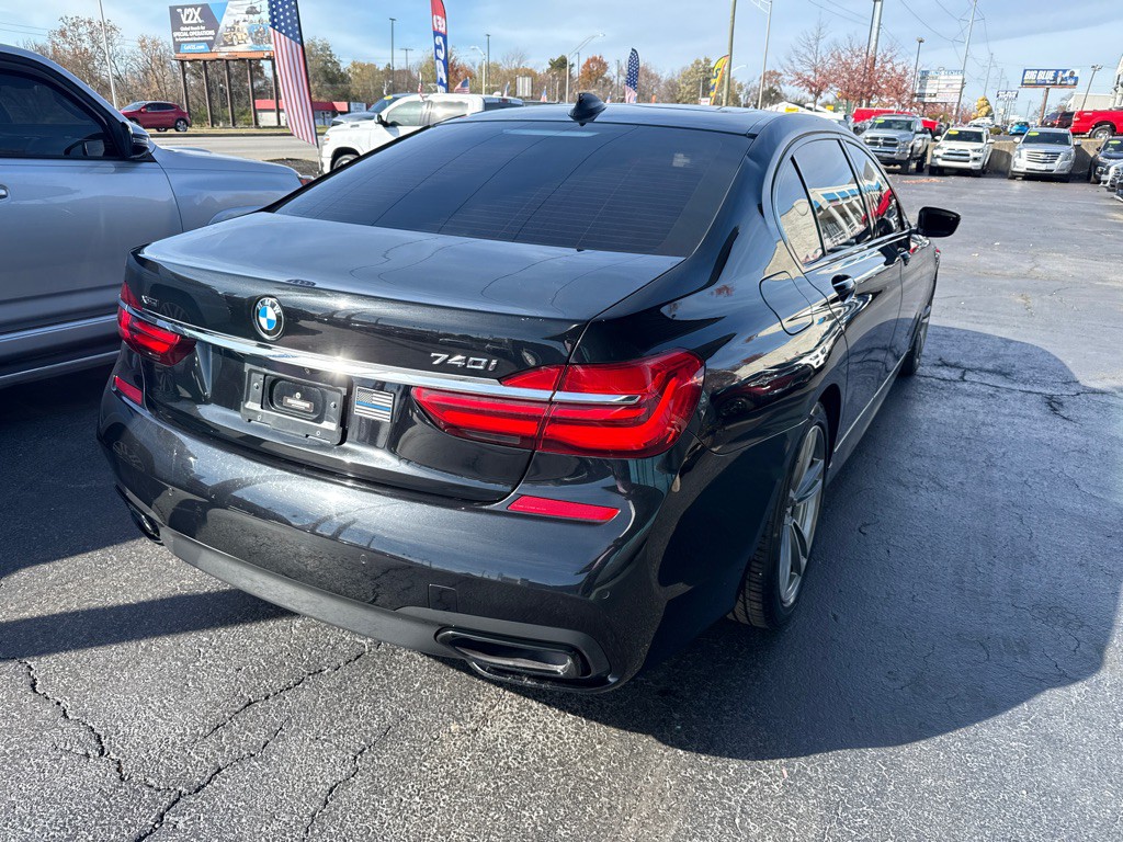 2018 BMW 7 Series Image 6