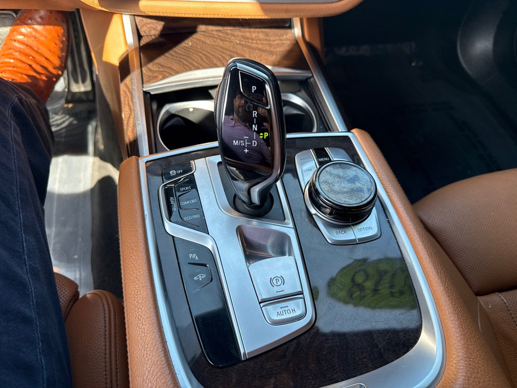 2018 BMW 7 Series Image 21