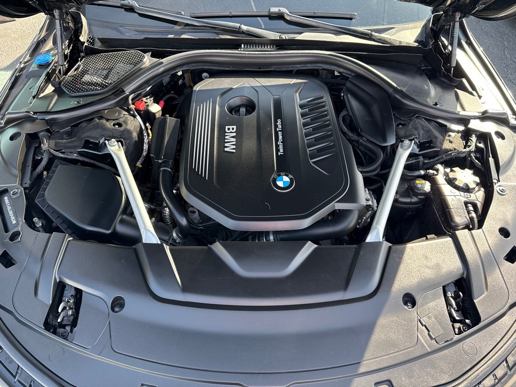 2018 BMW 7 Series Image 26