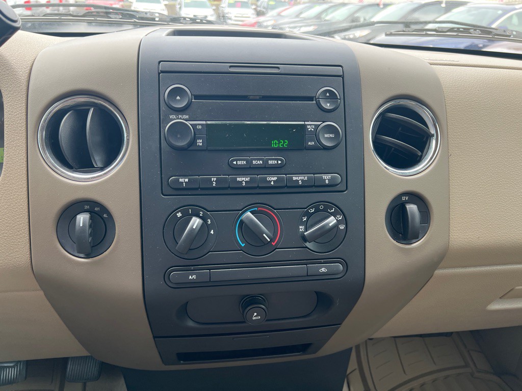 2005 Ford F-150 Image 17