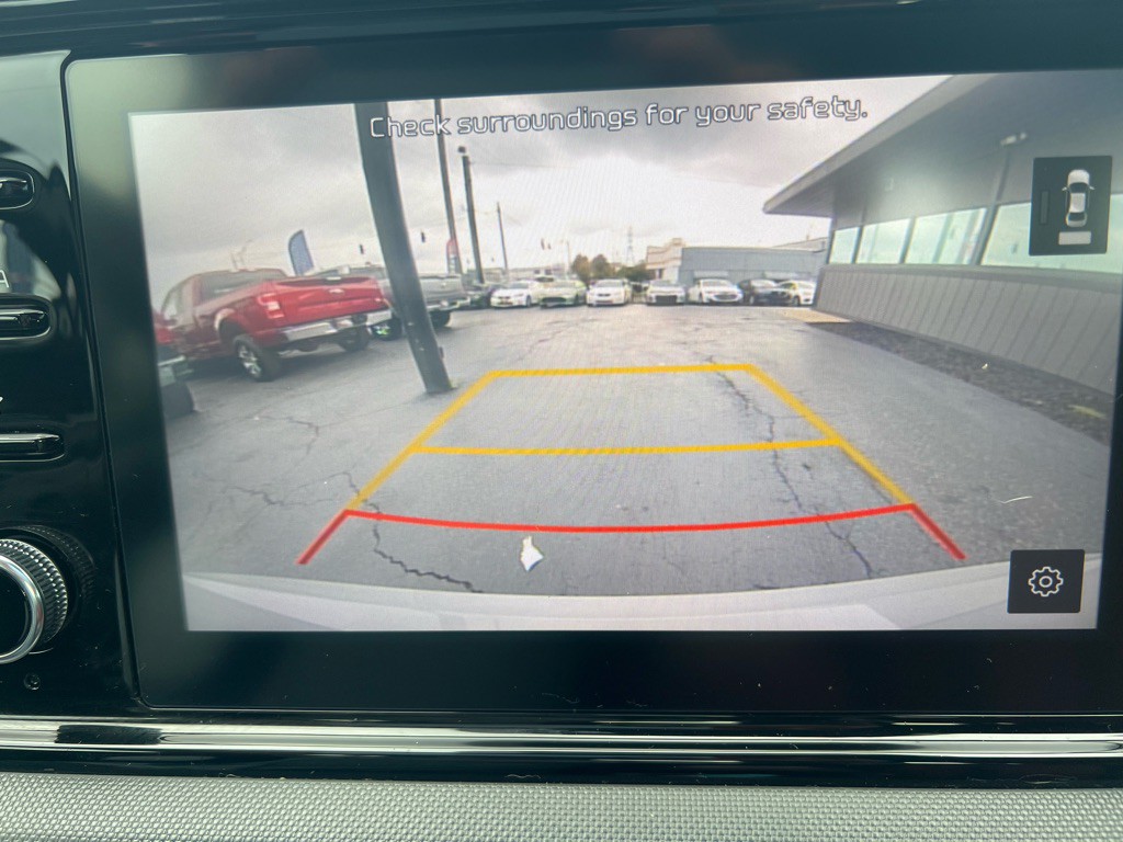 2021 Kia K5 Image 26