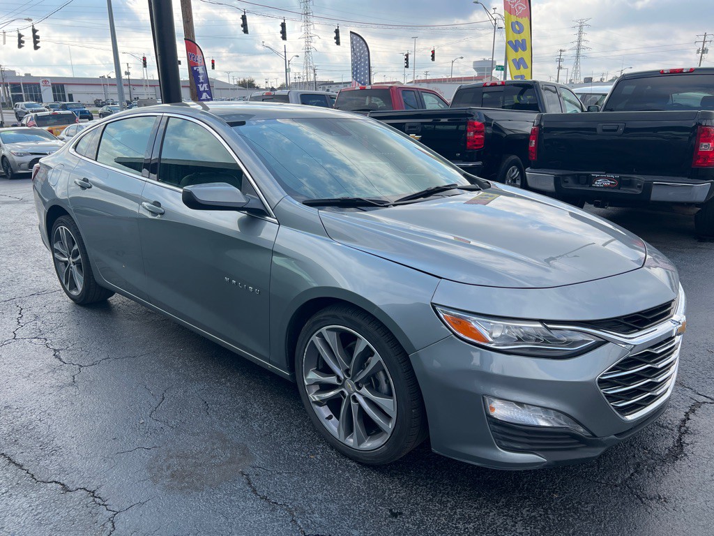 2024 Chevrolet Malibu Image 4