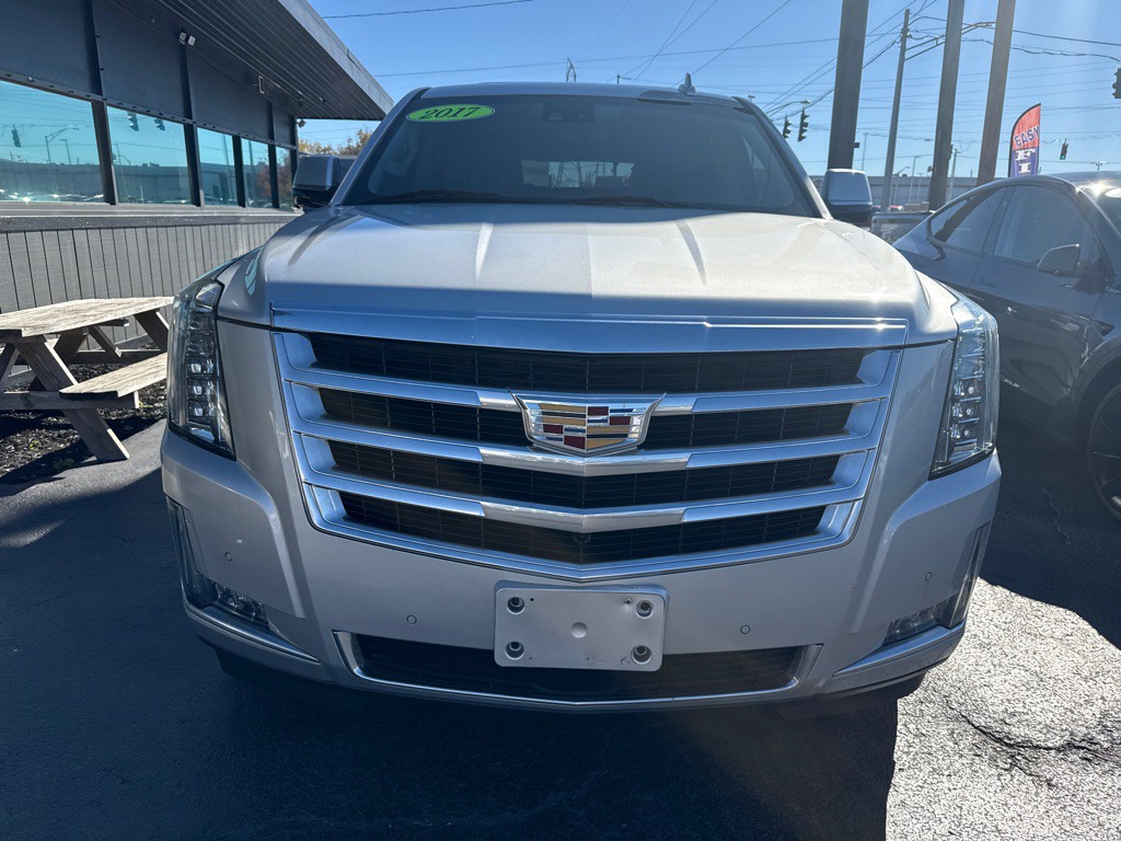 2017 Cadillac Escalade Image 9
