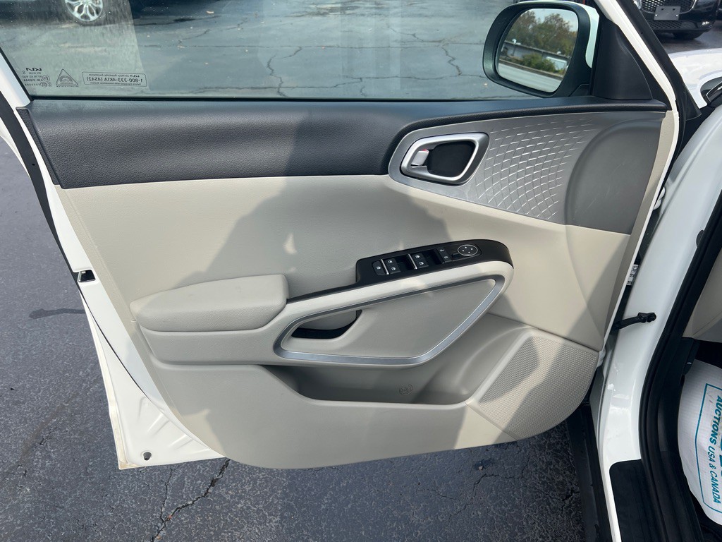 2025 Kia Soul Image 9