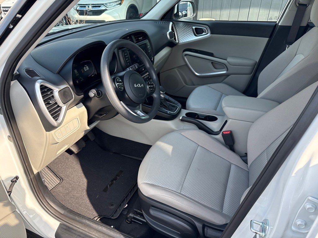 2025 Kia Soul Image 24