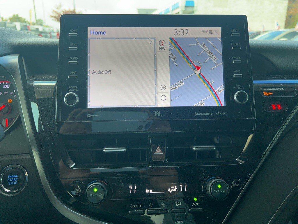 2022 Toyota Camry Image 16