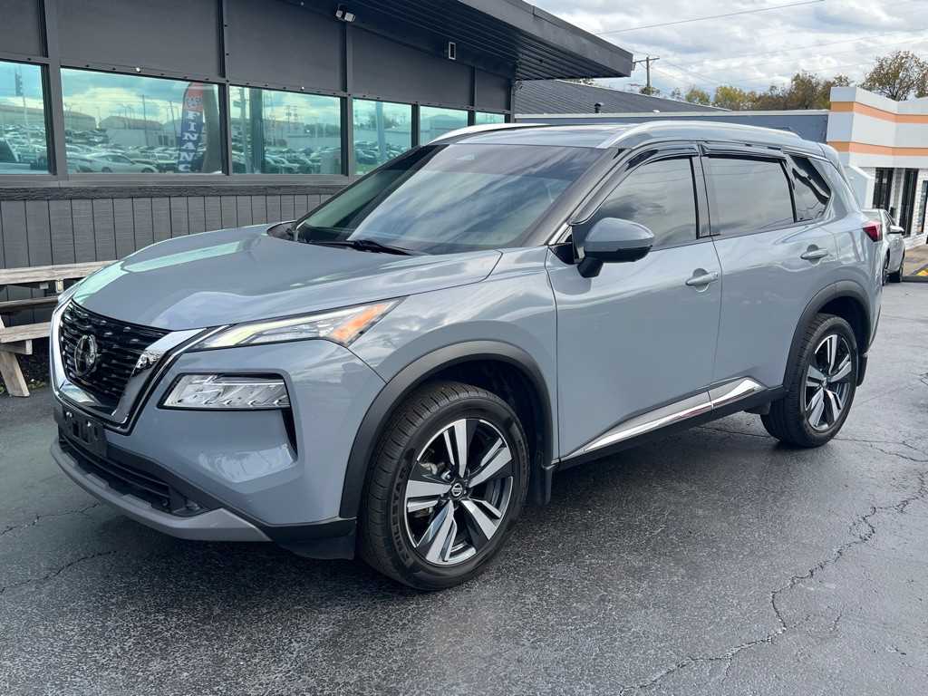 2021 Nissan Rogue Image 1