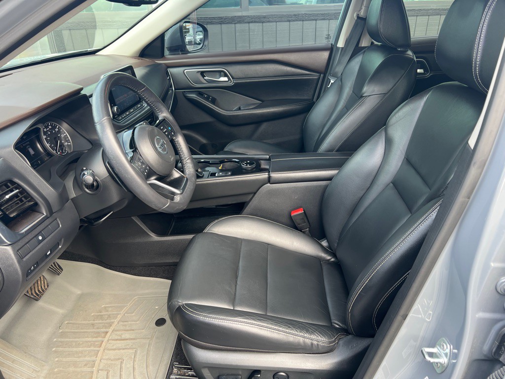 2021 Nissan Rogue Image 8