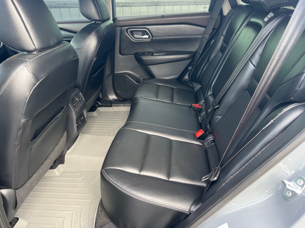 2021 Nissan Rogue Image 9