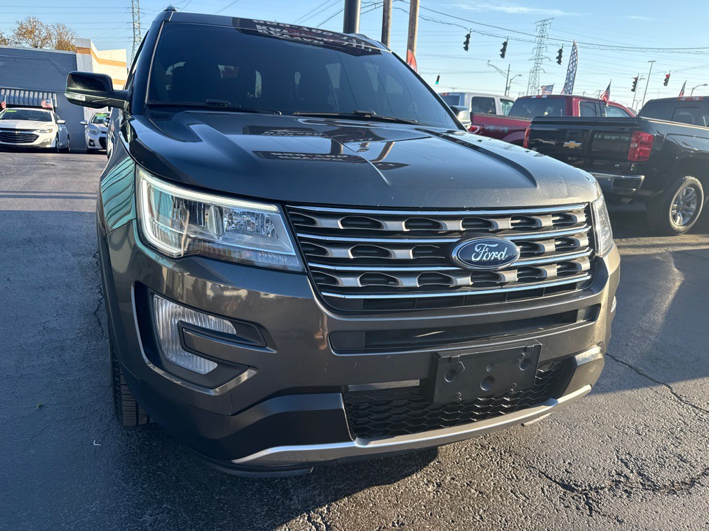 2017 Ford Explorer Image 10